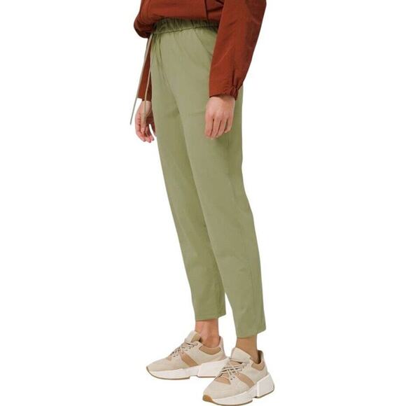 Lululemon Sz 12 Keep Moving Pant Stretch High Rise 7/8 Length Rosemary Green NEW - Picture 2 of 16